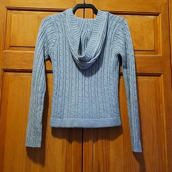 Hooded Sweater - Picture 2 of 4